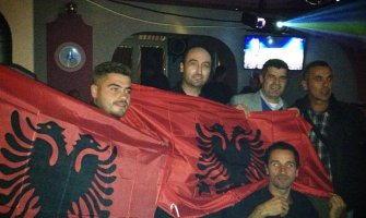 Albanci slavili u Ulcinju, Plavu i Tuzima