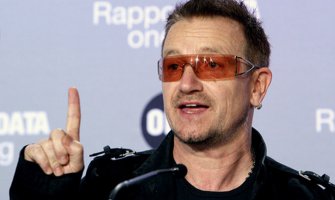 Bono uvijek nosi naočare zbog glaukoma?