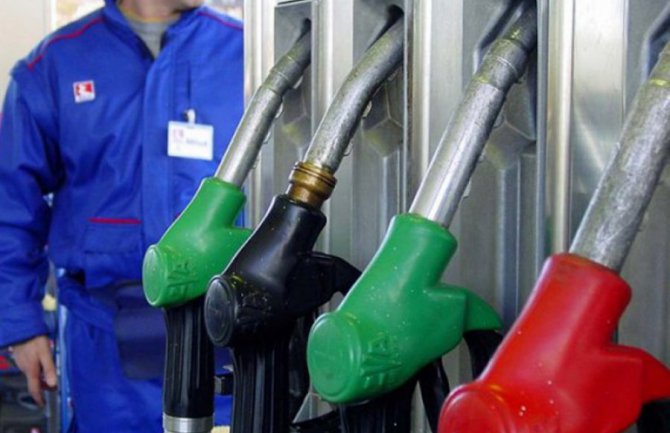 Od sjutra gorivo jeftinije tri centa