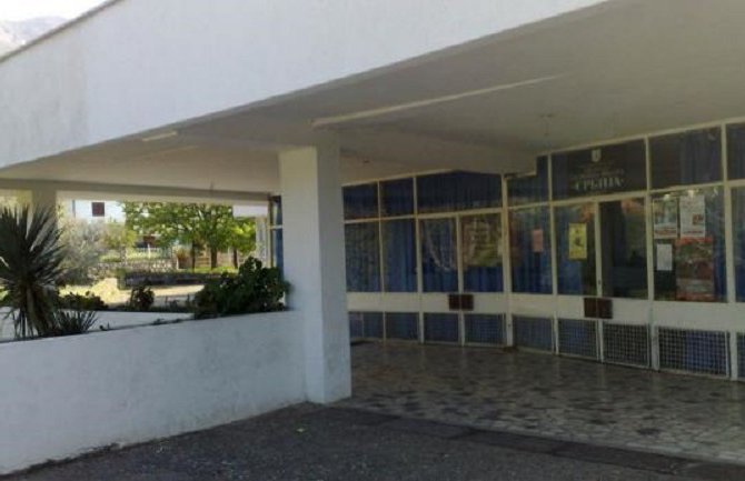 U tuči učeniku slomljena ključna kost