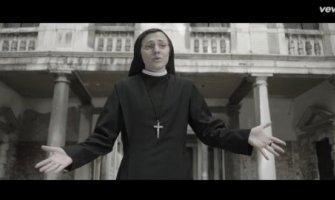 Ovako časna sestra pjeva ''Like a Virgin''?  (VIDEO)