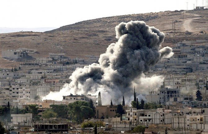 Kobani i dalje meta žestokih napada ISIS-a 