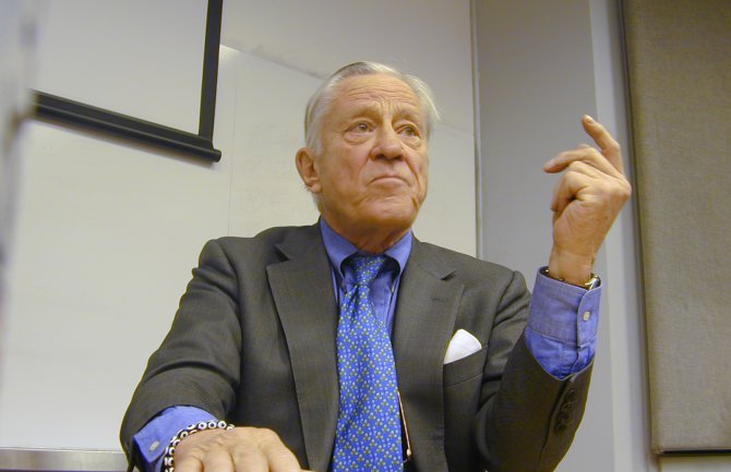 Preminuo novinar Ben Bredli