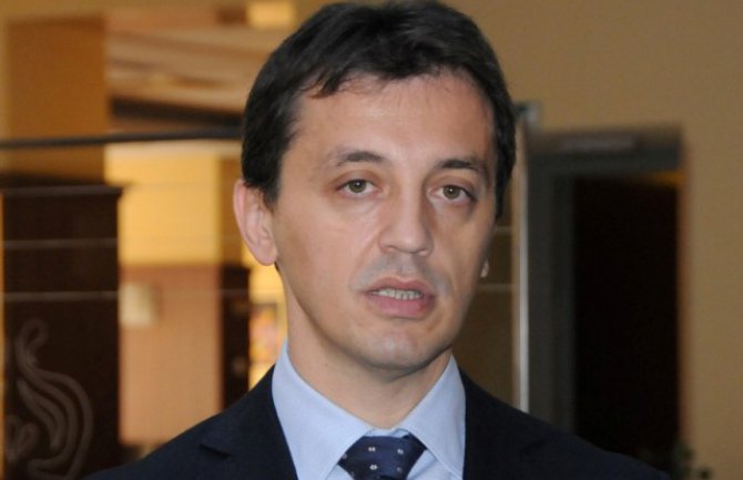 Bošković: Nema uslova za penzionisanje stečajaca