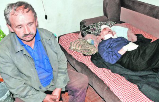 Prase odgrizlo starici prst i uvo