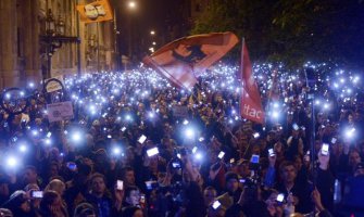 Protest 100.000 Mađara zbog poreza na internet usluge