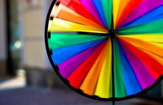 Nedostaju servisi podrške LGBT osobama i njihovim porodicama