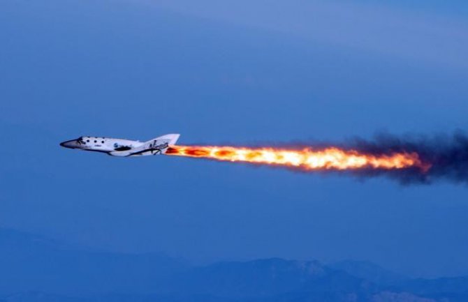 Eksplodirala letilica Virdžin,  jedna osoba poginula