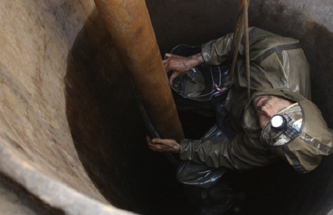 Udavilo se dvanaest  zatrpanih rudara