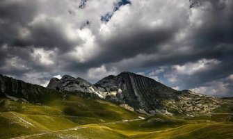 Planinarski dom na Durmitoru dočekuje turiste u mraku i sa pacovima