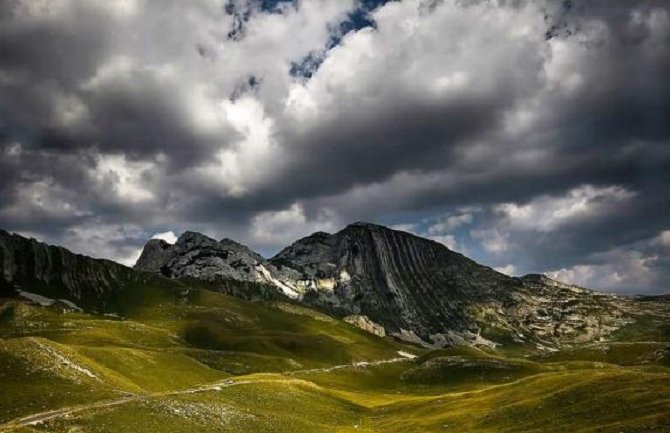 Planinarski dom na Durmitoru dočekuje turiste u mraku i sa pacovima
