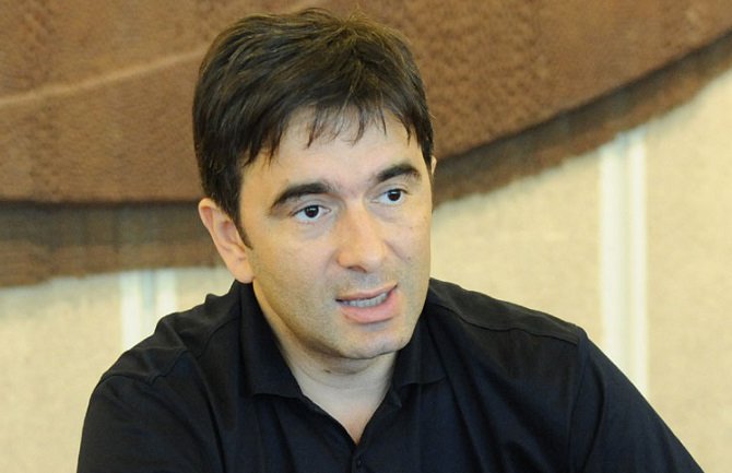 Medojević: Crna Gora je privatna država sa privatnim parlamentom
