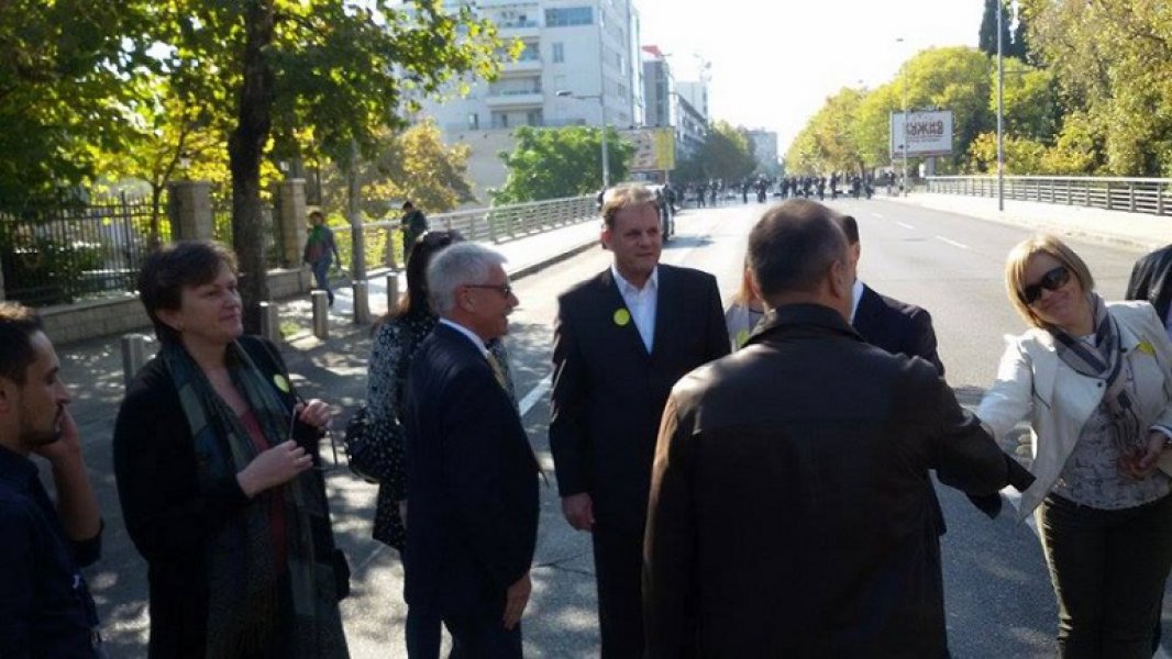 107495597289149005297161389184635n