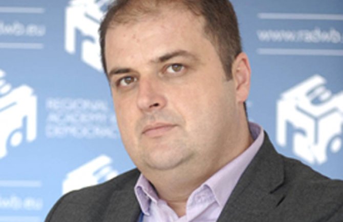  Genci Nimanbegu i Nik Đeljoša podnijeli krivičnu prijavu protiv Informera 