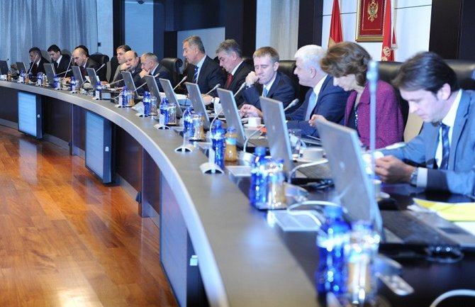 Budžet za 2015. danas na Vladi