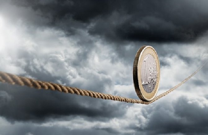 Euro pao u odnosu na dolar