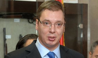 Vučić stigao u Potočare: 