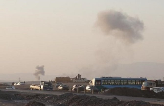 SAD napale konvoj IS