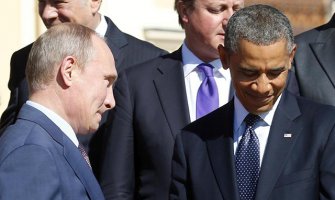 Putin i Obama  se sreli u Pekingu