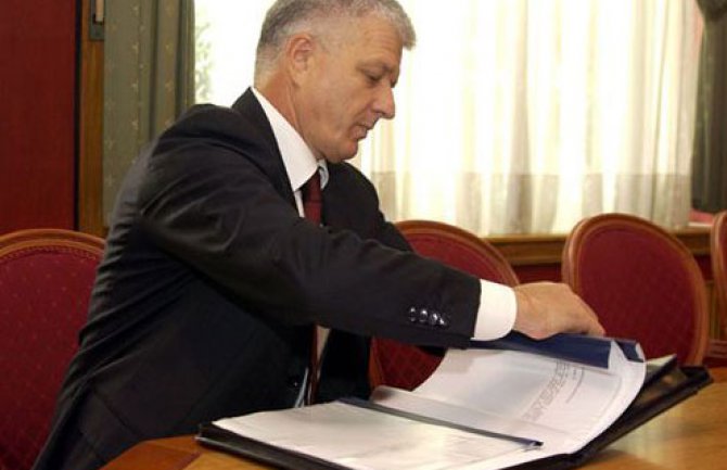 Potpisan Memorandum o saradnji CG i VB u oblasti vladavine prava