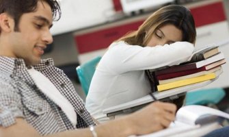 Zašto nam se spava kad je napolju oblačno?