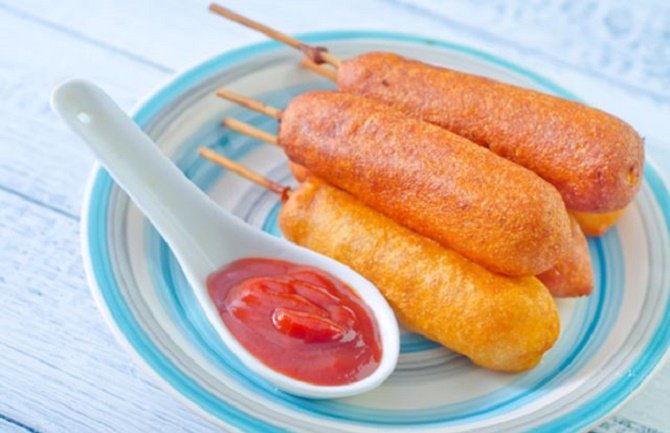 Viršle u kukuruznom brašnu