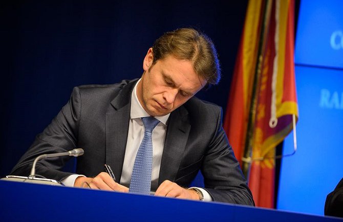 Konjević se sastaje sa Johanesom Hanom