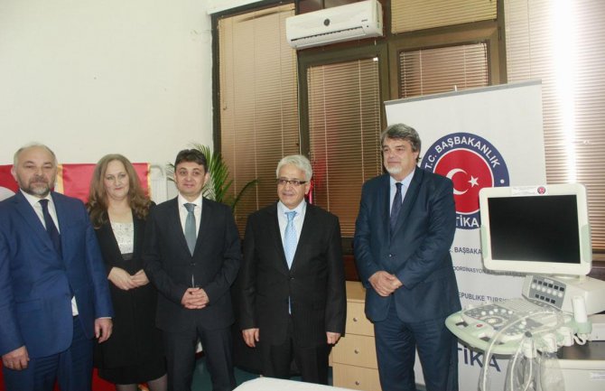 TIKA donirala bolnici u Baru dva ultrazvučna aparata