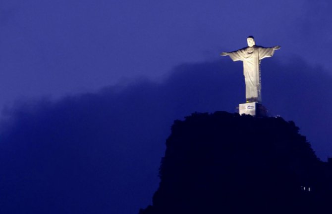 Latinoamerikanci sve više napuštaju katoličku vjeru 