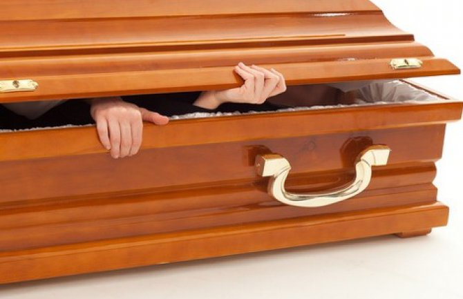 Starica oživjela u mrtvačnici