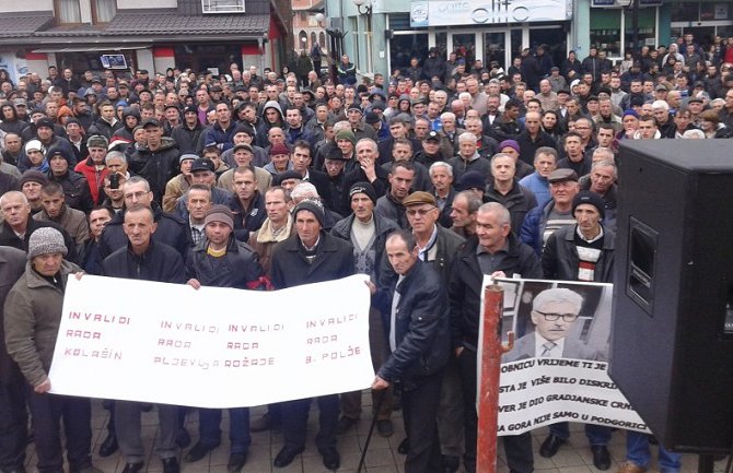 Sjever uništen i opljačkan