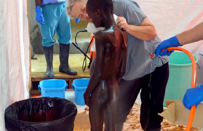 Od ebole do sada umrlo 5.459 osoba