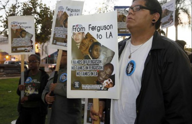  Policajac neće biti optužen za ubistvo, neredi u Fergusonu