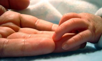 Porodice zaraženih beba tražiće mišljenja svjetskih stručnjaka 