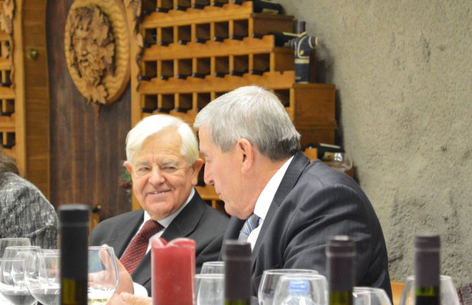 Milan Kučan posjetio podrum Šipčanik