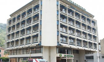 Telekom ostvario najveći profit,  najveće plate u Jugopetrolu -  prosječna 1.305 eura