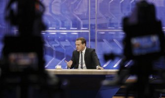 Medvedev: Zbog sankcija Rusija izgubila više milijardi dolara