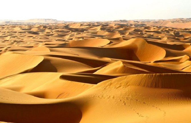 Usred pustinje u Saudijskoj Arabiji otvorila se ogromna rupa 