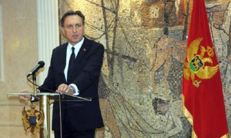 Zaokreta nema, ali postoje skretanja sa puta ka NATO i EU