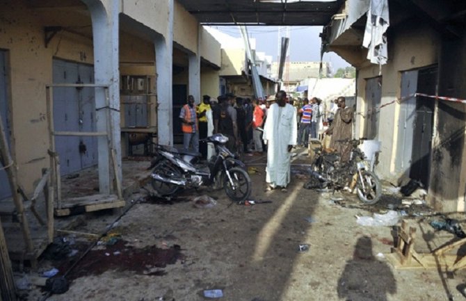 Poginulo preko 30 ljudi u dvostrukom napadu