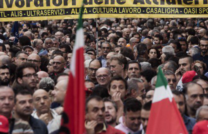 Hiljade italijanskih radnika štrajkuje protiv reformi