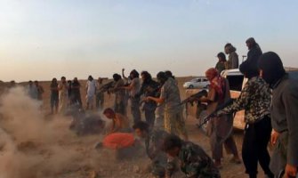 IS objavila fotografije pogubljenja 13 ljudi