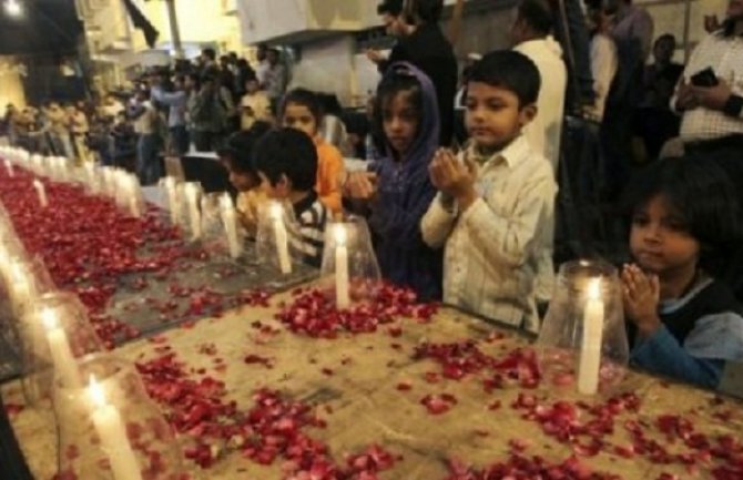 Počela nastava u školi u kojoj je izvršen masakr