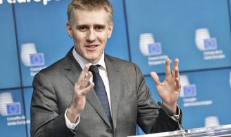 Lukšić: Ne može se sjedjeti na dvije stolice