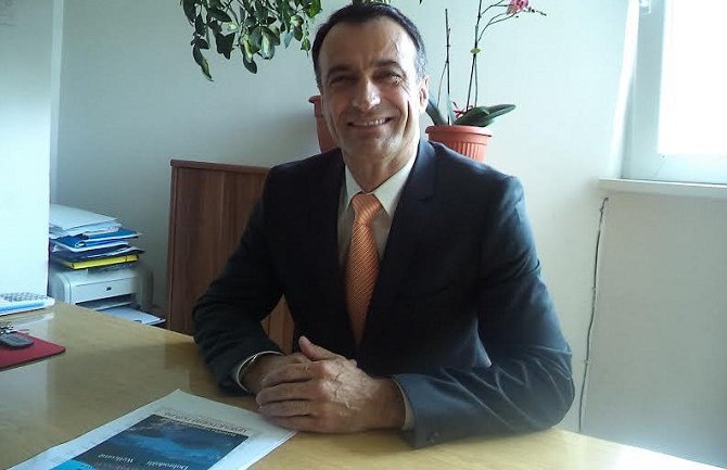 Pozitivna: Vlast koči ispunjavanje obaveza 