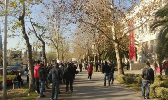 Podgorica: Bivši radnici nikšićke Željezare  traže penzionisanje