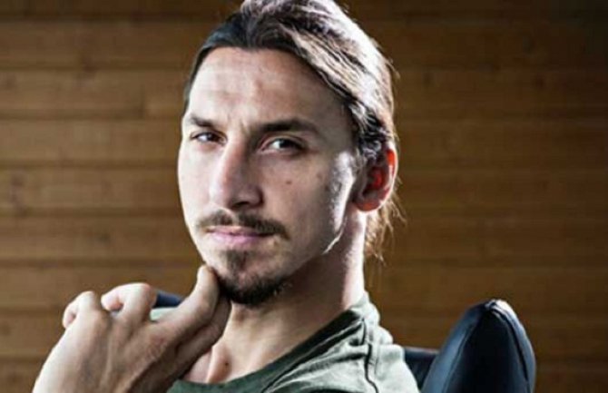  Ibrahimović prelazi u Mančester Junajted