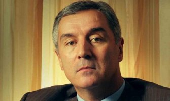  Đukanović: Božić je praznik koji vjekovima donosi svjetlost vjere, nade i ljubavi