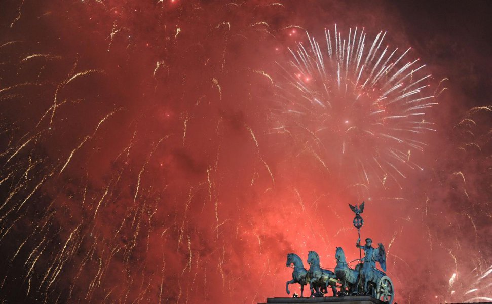 aapicture201501014181330web