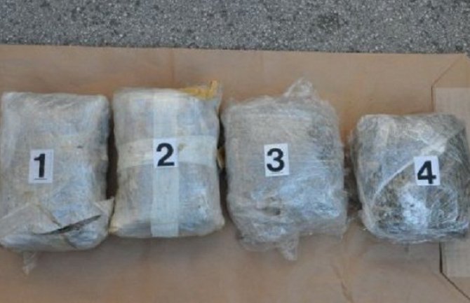 Zaplijenjeno više od dva kilograma heroina i 27 kilograma marihuane